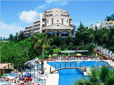 Thalia منتجع 4*